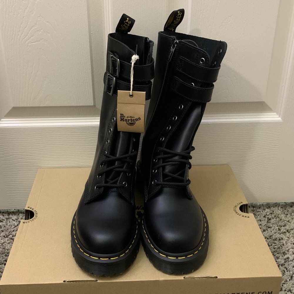 Dr. Martens Caspian Alt Boots